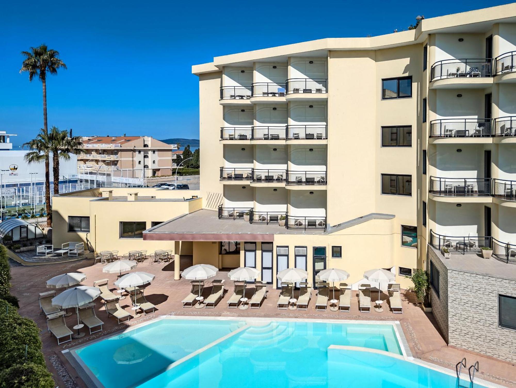 Rina Hotel Альгеро Экстерьер фото