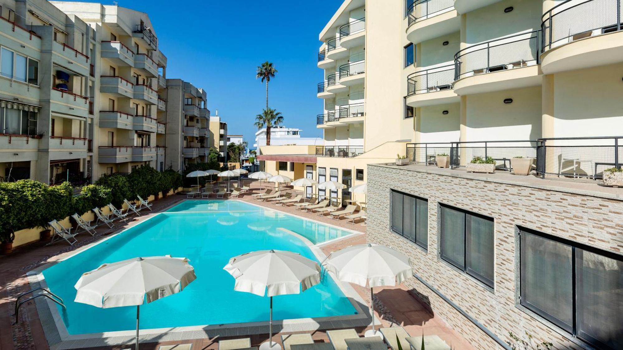 Rina Hotel Альгеро Экстерьер фото
